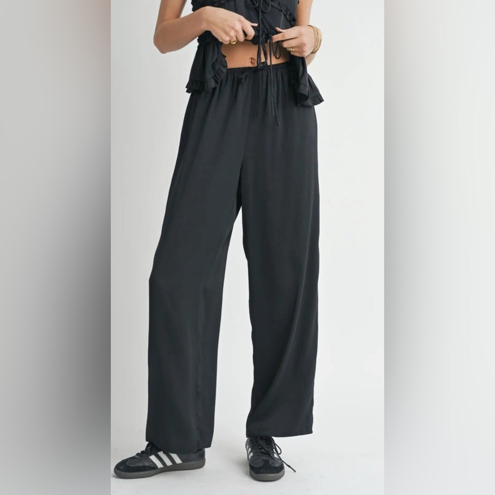 Sadie & Sage Sweet Treat Wide Leg Black Pants Size XS NWT
